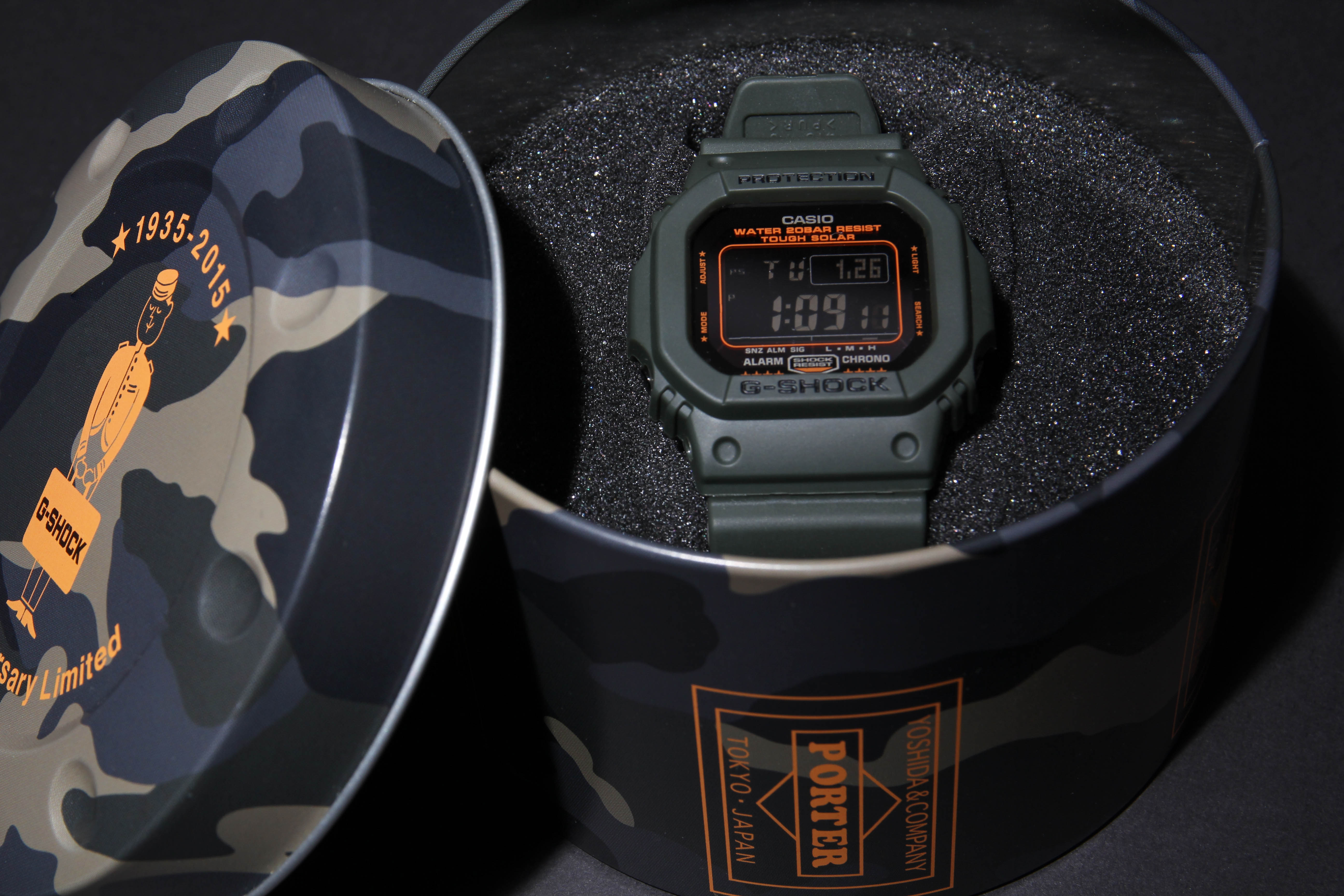 PORTER』×『G-SHOCK 5600』のスペシャルコラボ腕時計 | FINEPLAY