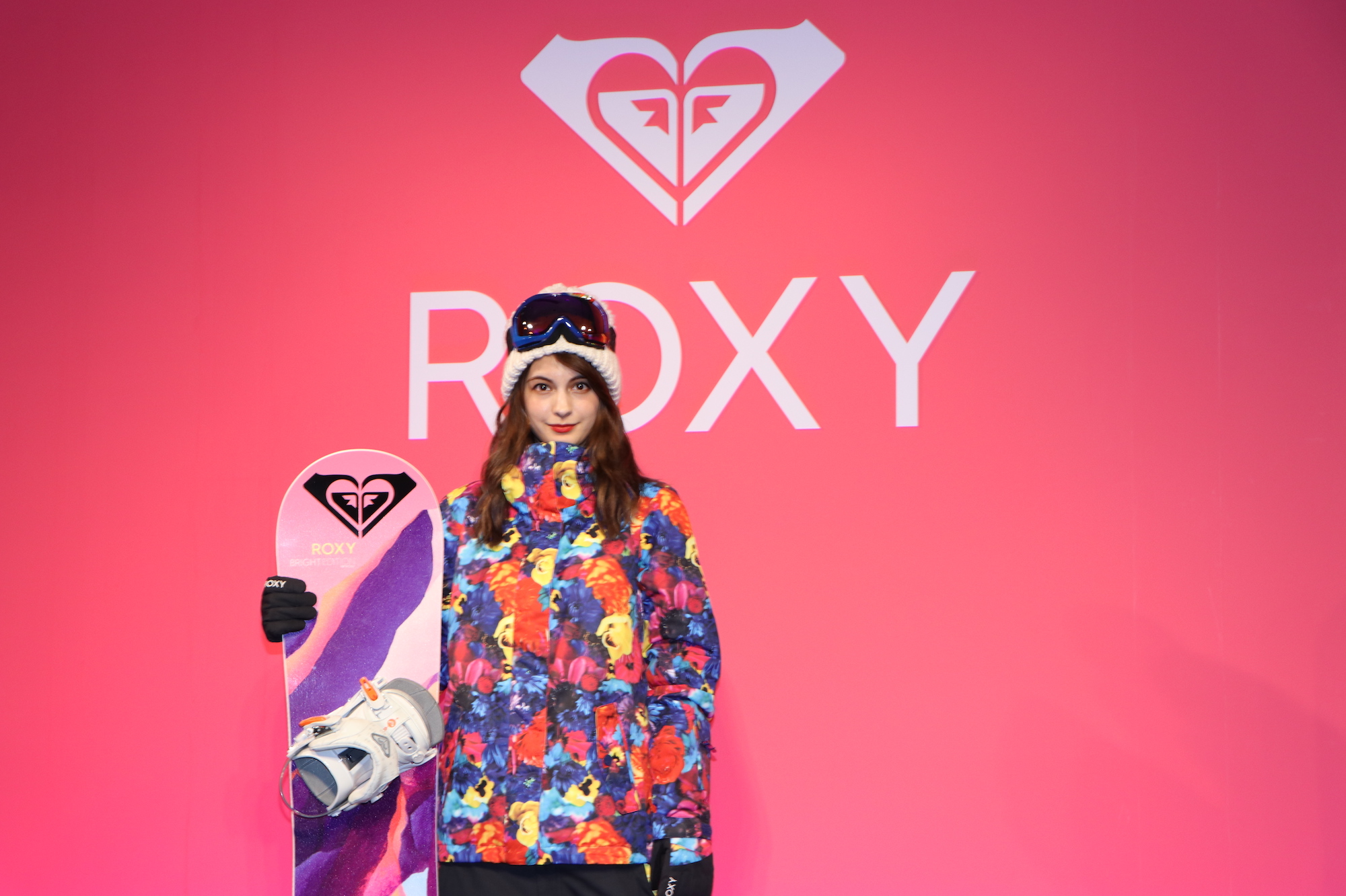 ROXY × M / mika ninagawaコラボレーションスノーウェア発売 | FINEPLAY