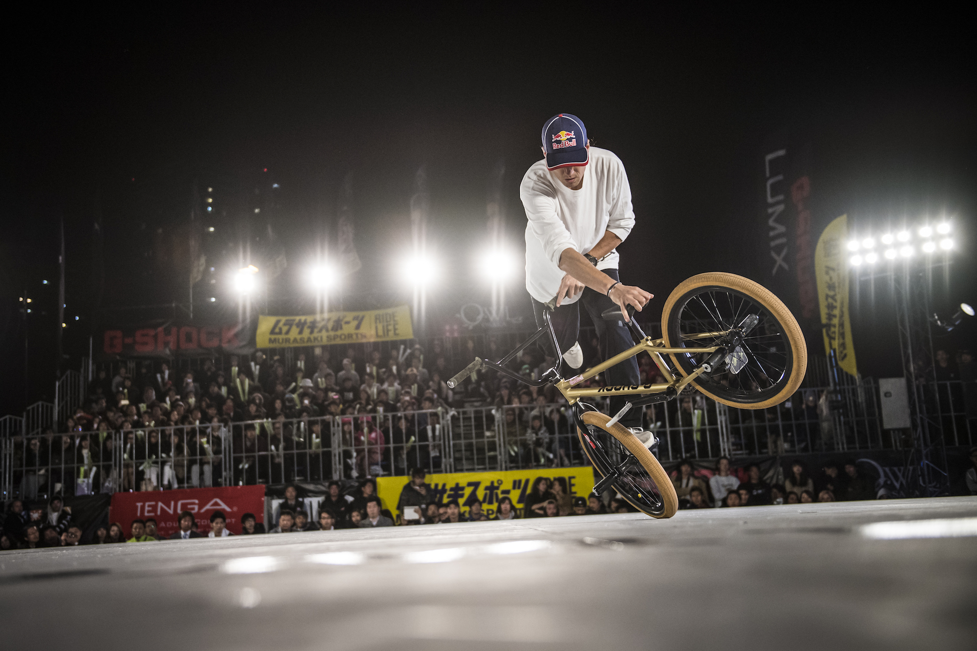BMX フラットランド真の世界王者決定戦「FLAT ARK」で内野洋平が優勝