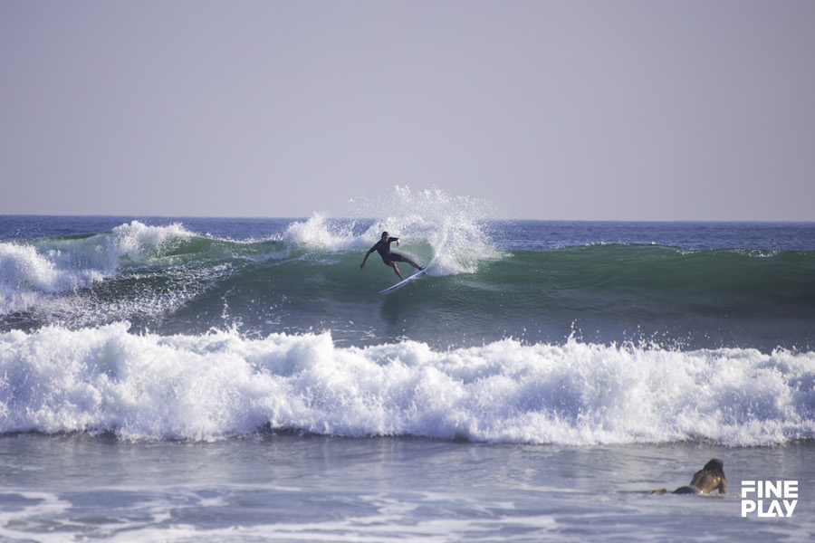 THE MOMENTS of THE SURFSKATERS