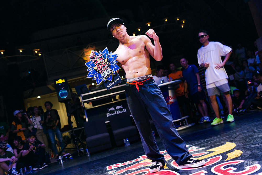 NoriとAYUMIが優勝！日本最終予選 Red Bull BC One Cypher Japan 2019 | FINEPLAY