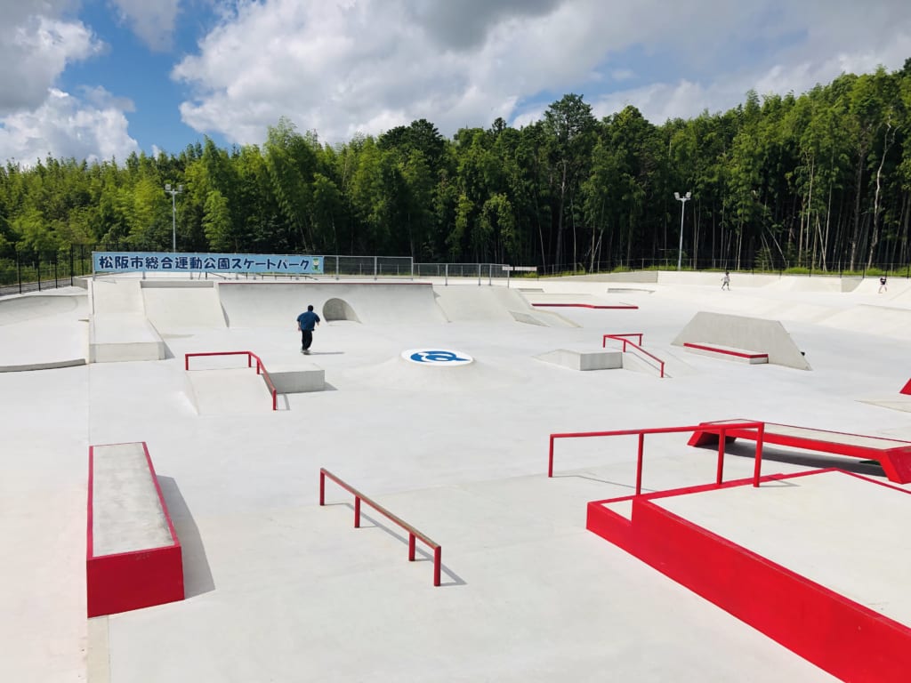 松阪市総合運動公園スケートパーク FINEPLAY