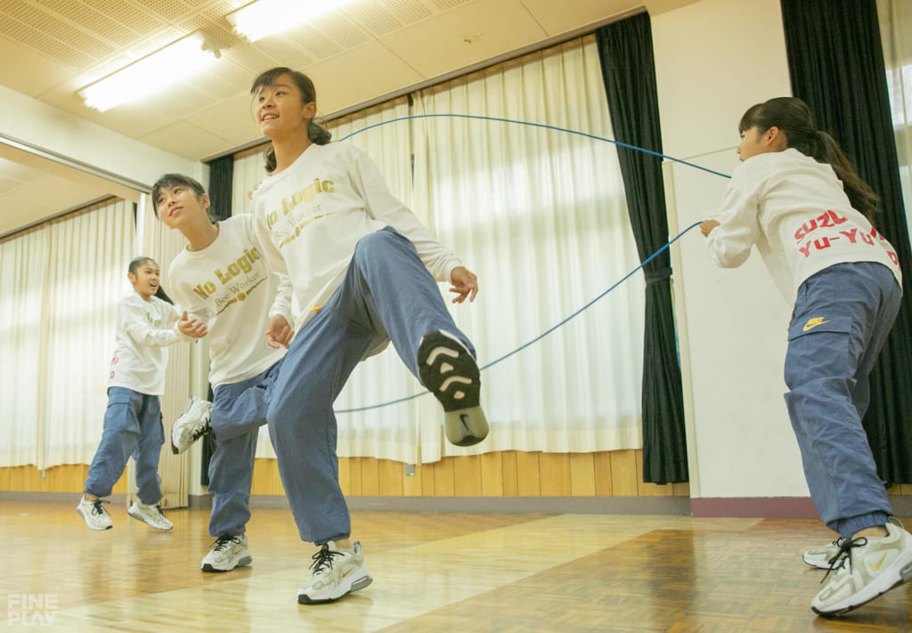 「中学校ではリモートで表彰をしてもらいました」  / photo by HAMASHOW