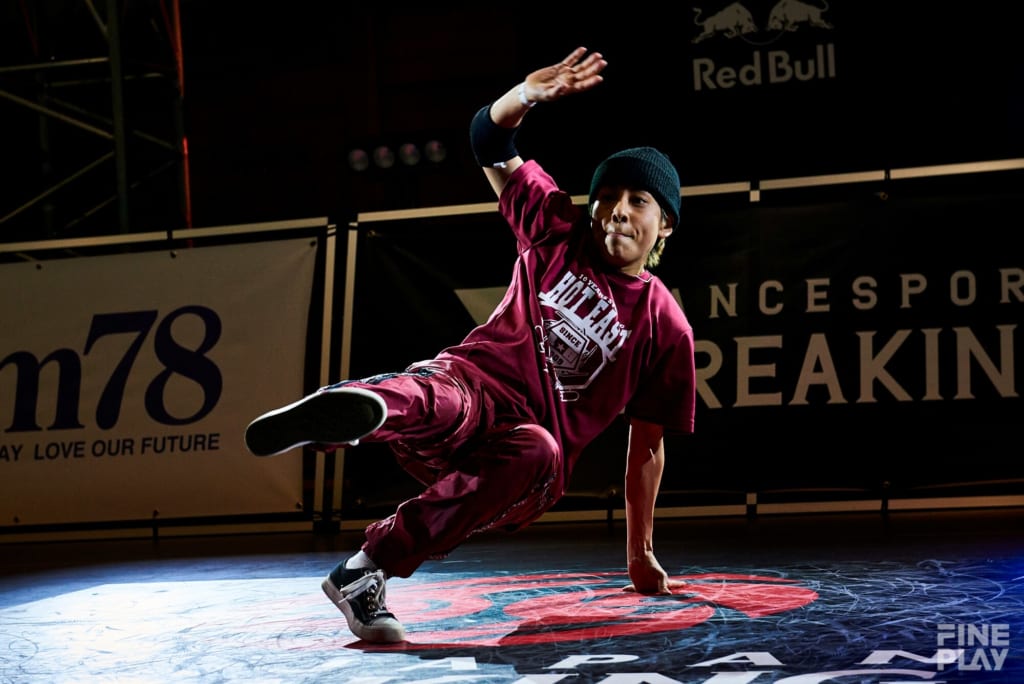 BGIRL AU photo by AYATO.