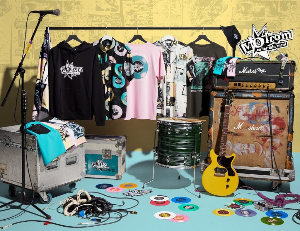 【非売品】VOLCOM ギター型デッキ 非売品】VOLCOM ギター型デッキ 【公式通販】
