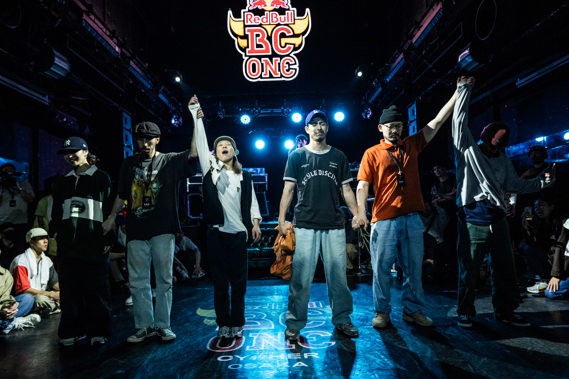 Red Bull BC One City Cypher 大阪予選はBBOY m0nm0i、BGIRL