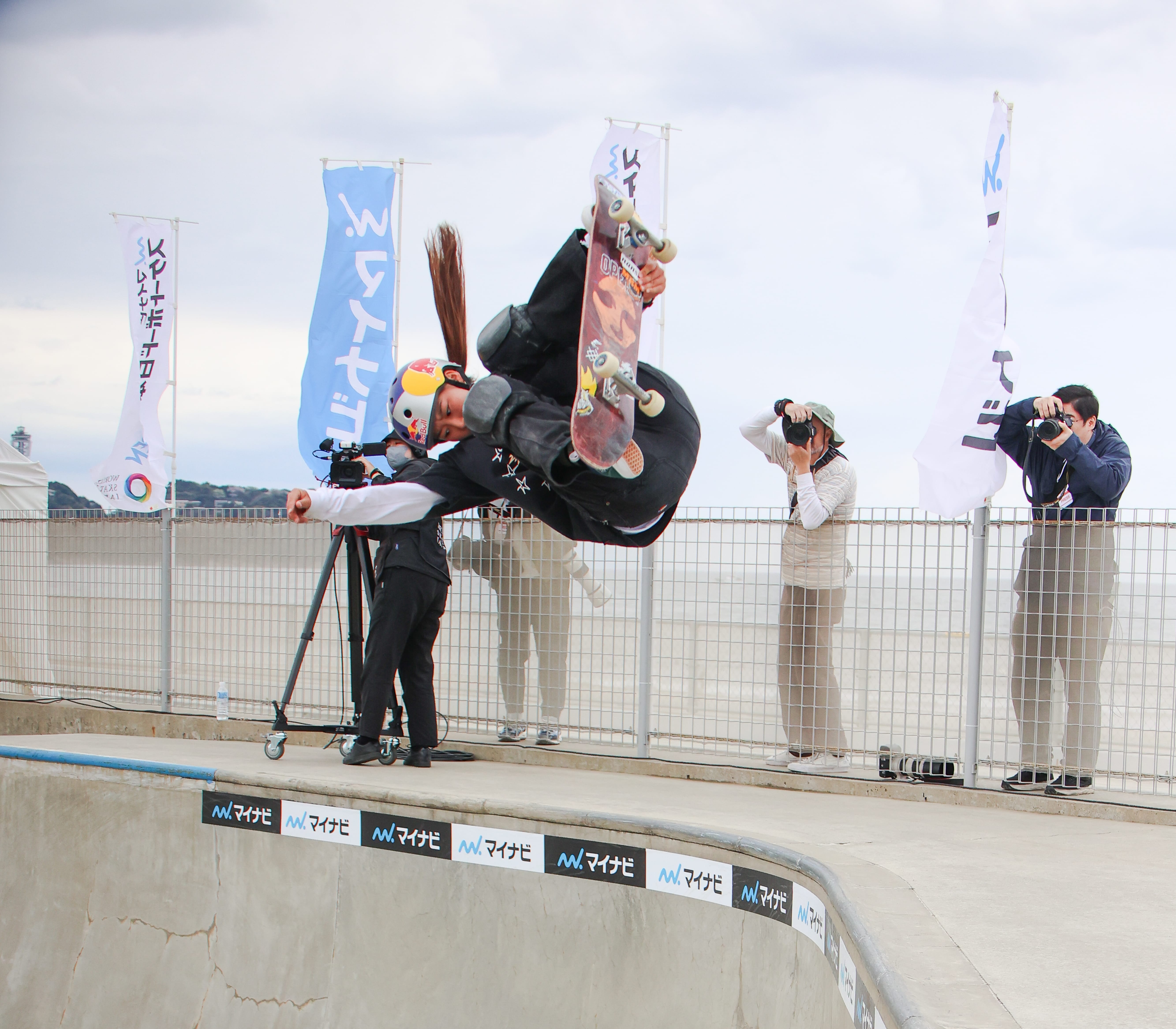 スケートボード 西矢椛 中山楓奈 草木ひなの サインカード 3枚セット