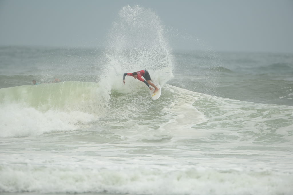 松山黎音が初優勝、佐藤利希がランキング首位へ「WSL Mera Group