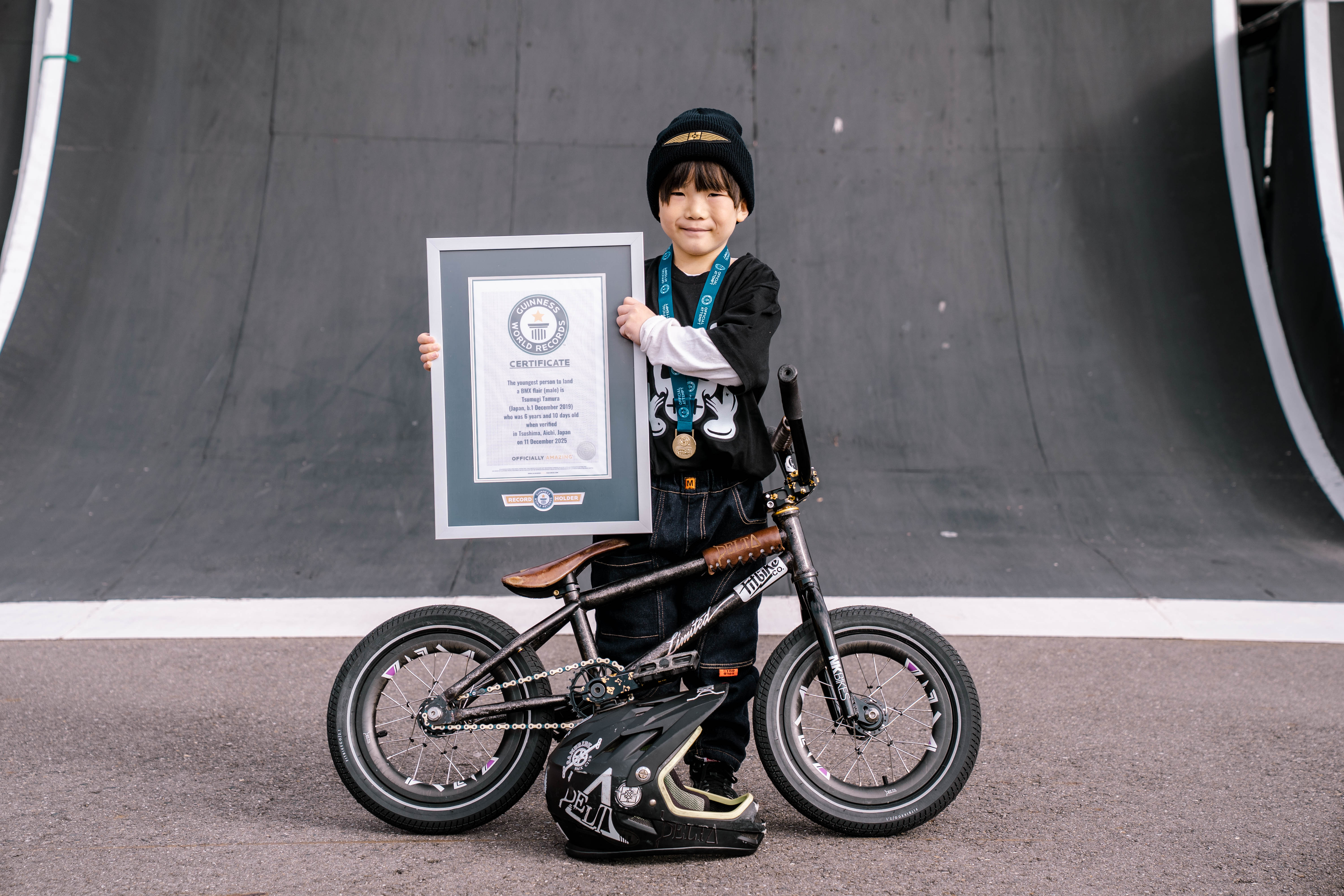 弱冠6歳のBMXライダー田村紬が「フレア男子最年少記録」で自身2つ目の